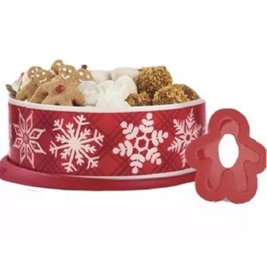 Tupperware Snowflake Bowl W/Cookie Cutter